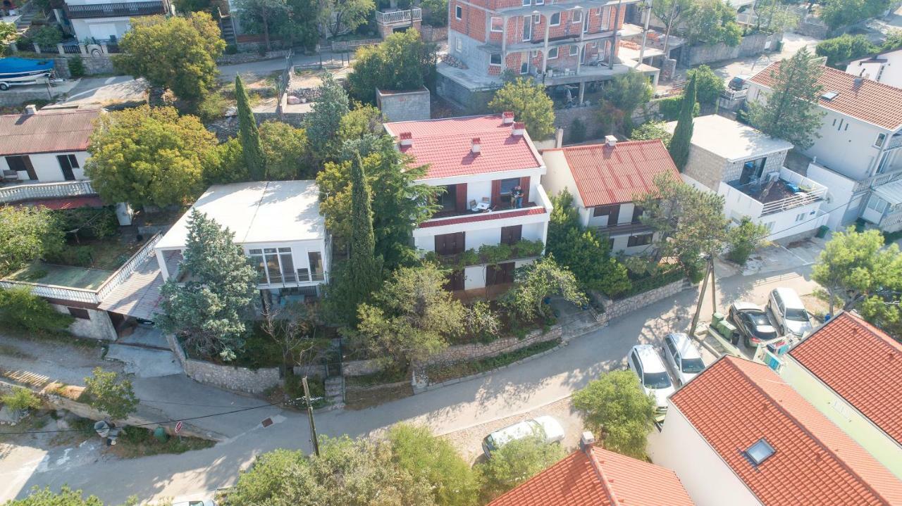 Penthouse Karlobag Apartment Exterior photo